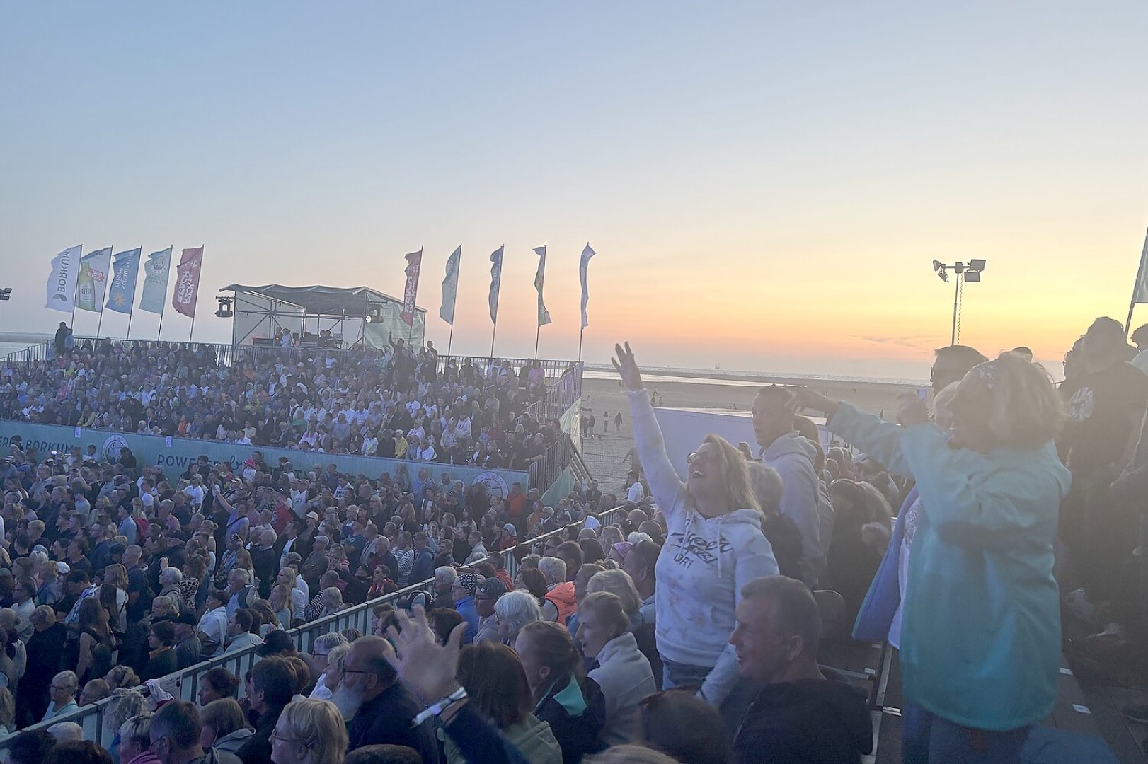 Revolverheld bei den Beach Days Borkum – Teil 2 - Bild 10