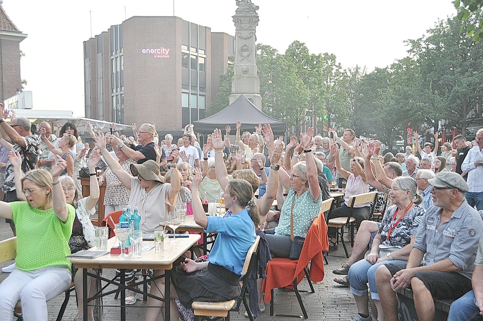 Beatles-Revival-Band trat in Leer auf - Bild 1
