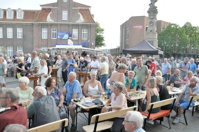 Beatles-Revival-Band trat in Leer auf - Bild 4