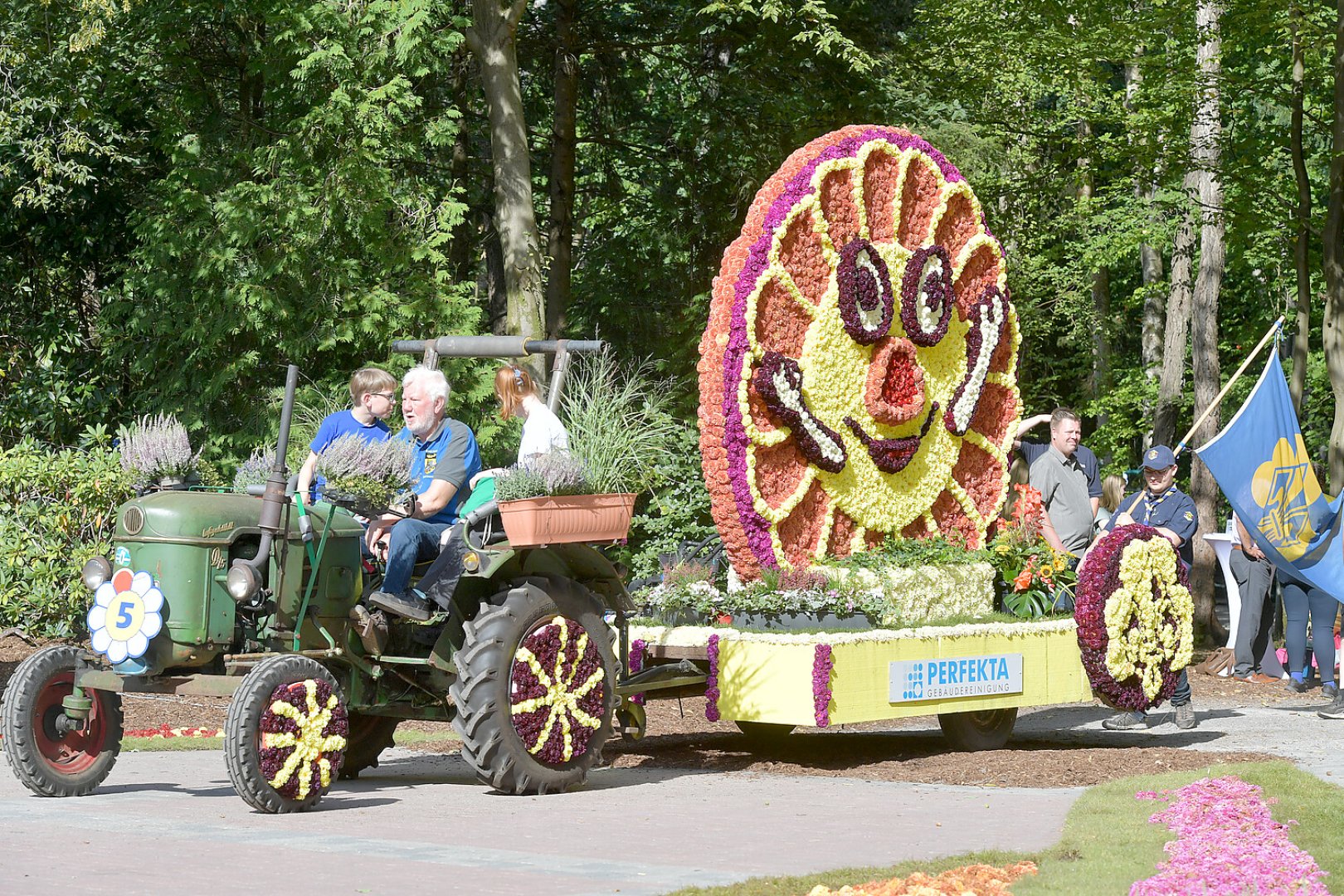 Wiesmoors erster Blütenkönig - Bild 43