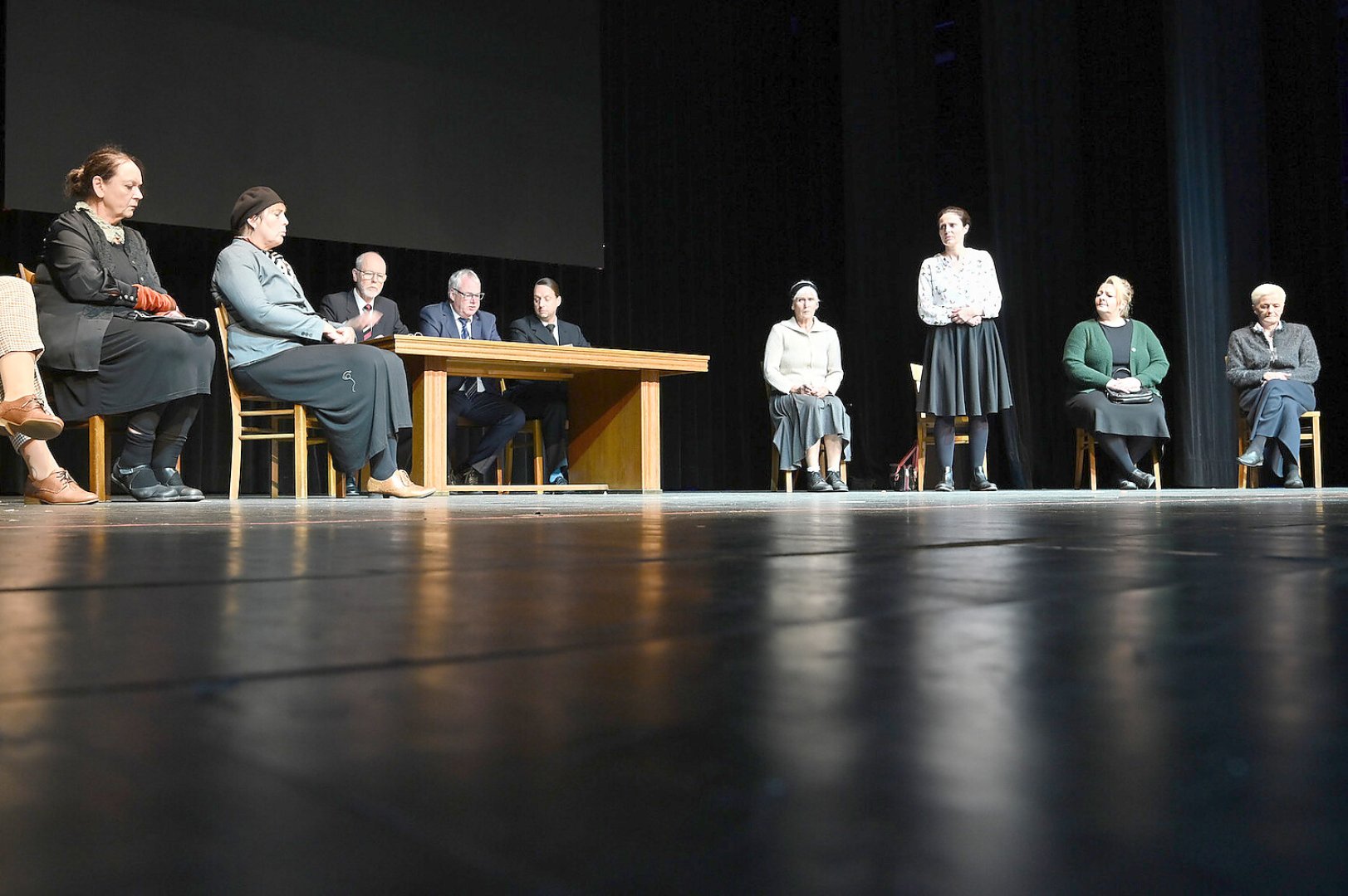 Generalprobe "Das rote Kleid" in Emden - Bild 12