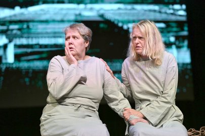 Generalprobe "Das rote Kleid" in Emden - Bild 17