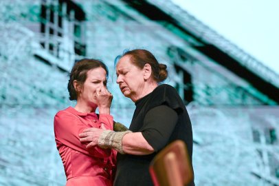 Generalprobe "Das rote Kleid" in Emden - Bild 18