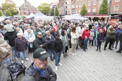 Erntedankfest auf dem Neuen Markt in Emden - Bild 2