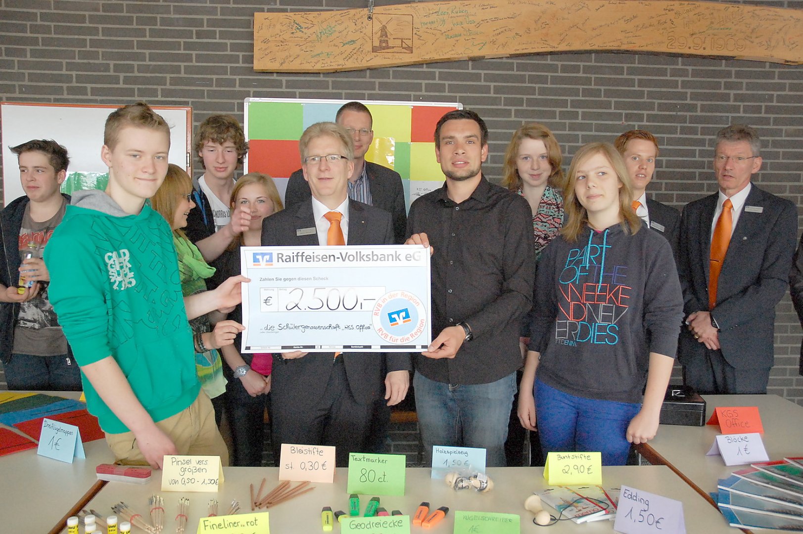 Schülerfirma an der KGS Großefehn - Bild 1