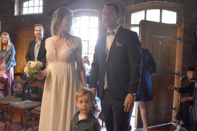 Trauung in der Alten Schmiede in Potshausen - Bild 2