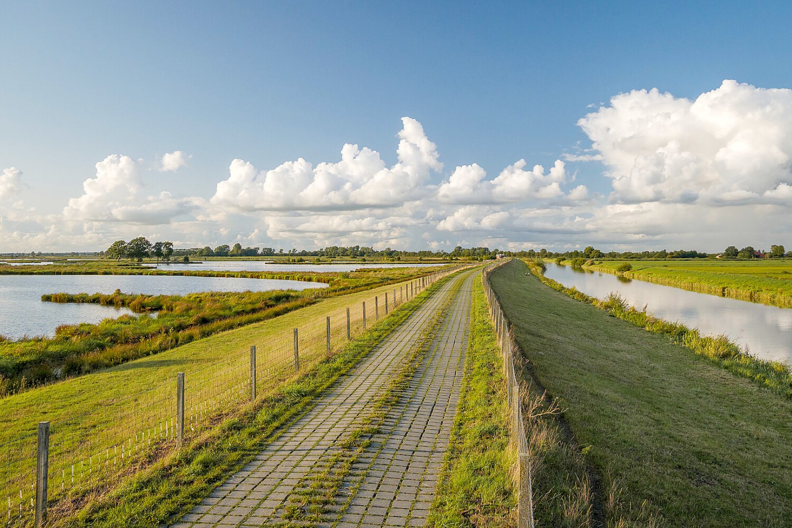 So schön ist unser Ostfriesland, Teil 3 - Bild 1