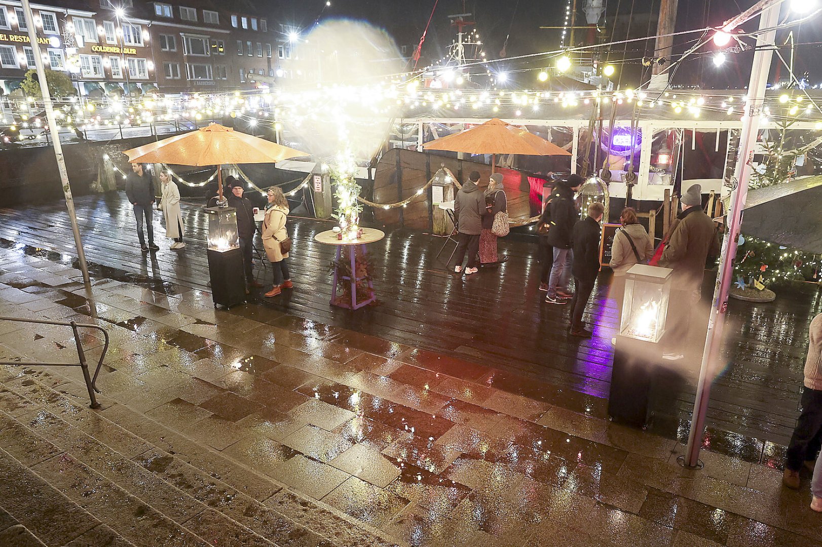 So gemütlich ist es auf den "Weihnachtsschiffen" - Bild 12