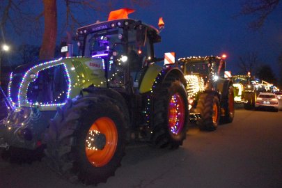Lichterfahrt durch Westoverledingen - Bild 3