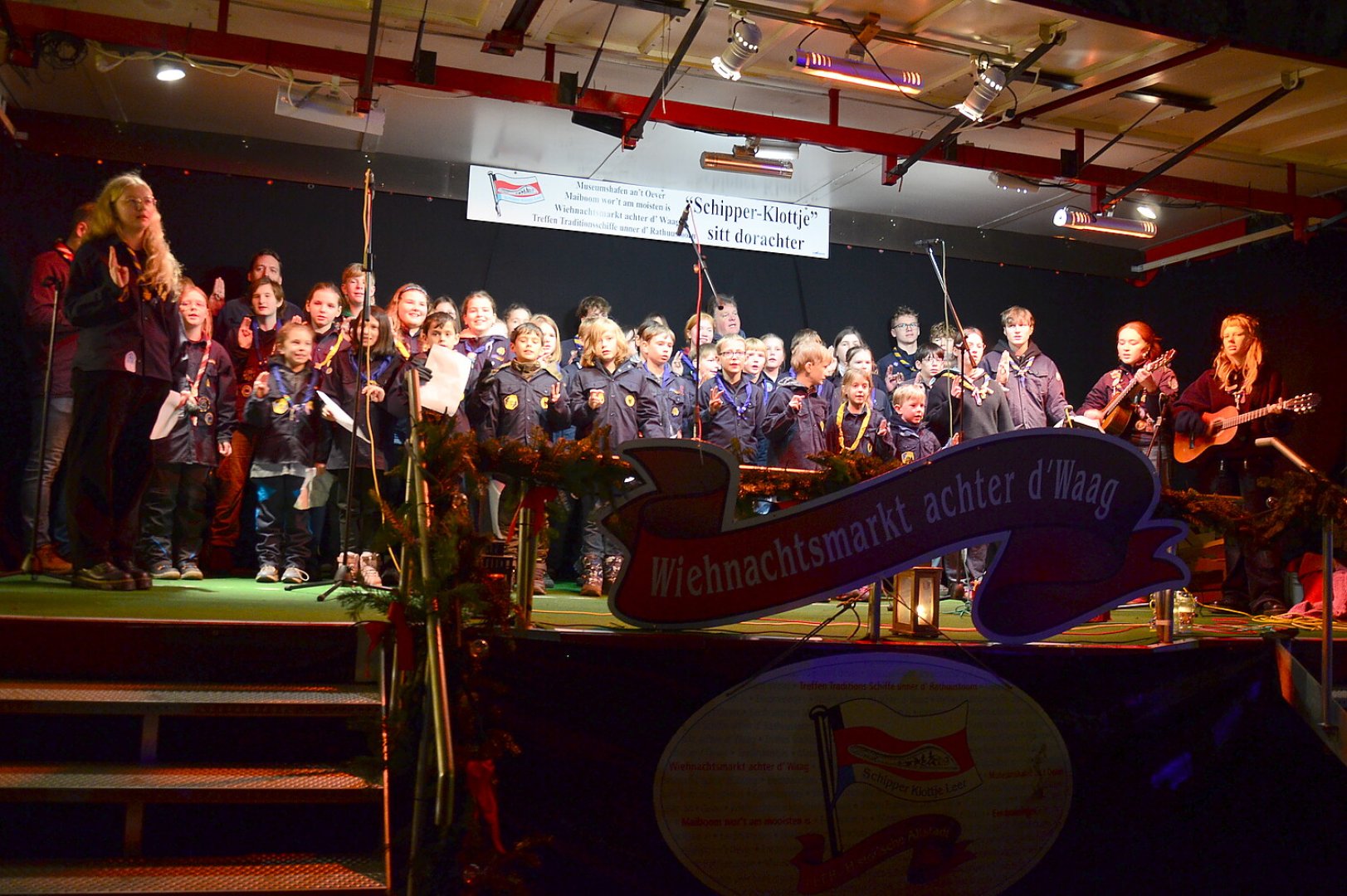 Friedenslicht übergeben - Bild 1