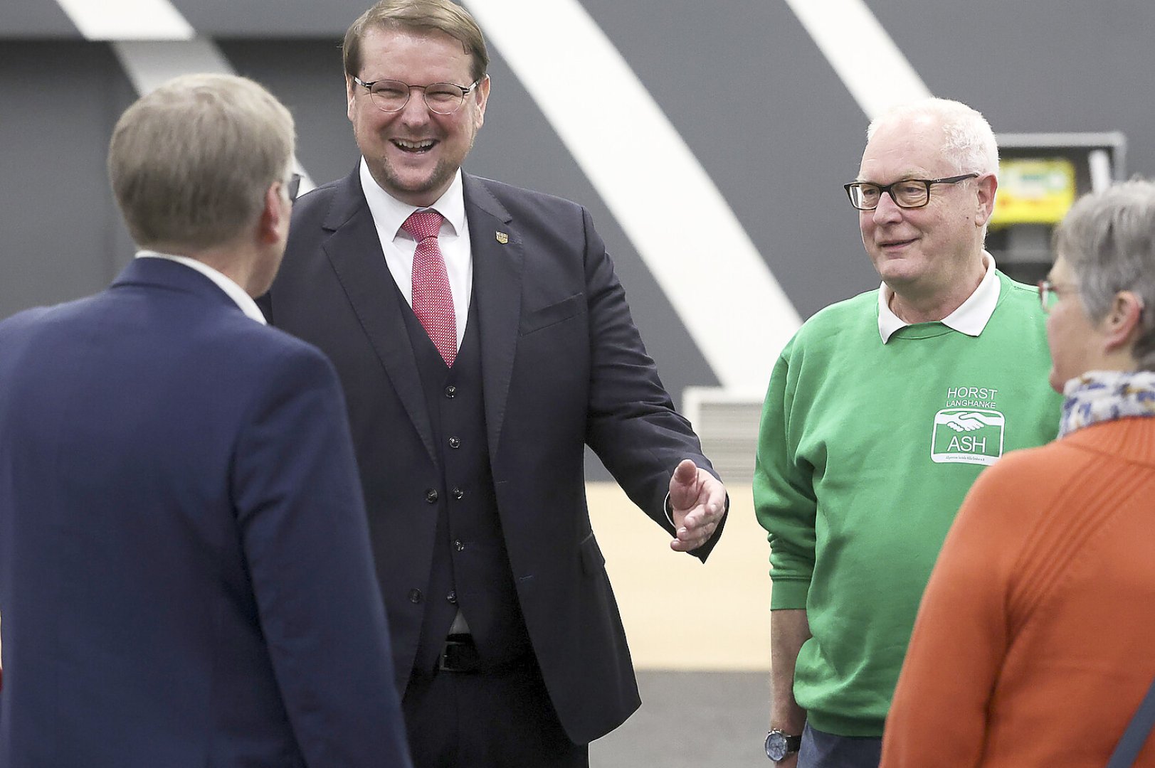 1500 Gäste beim Neujahrsempfang 2026 in Emden - Bild 1