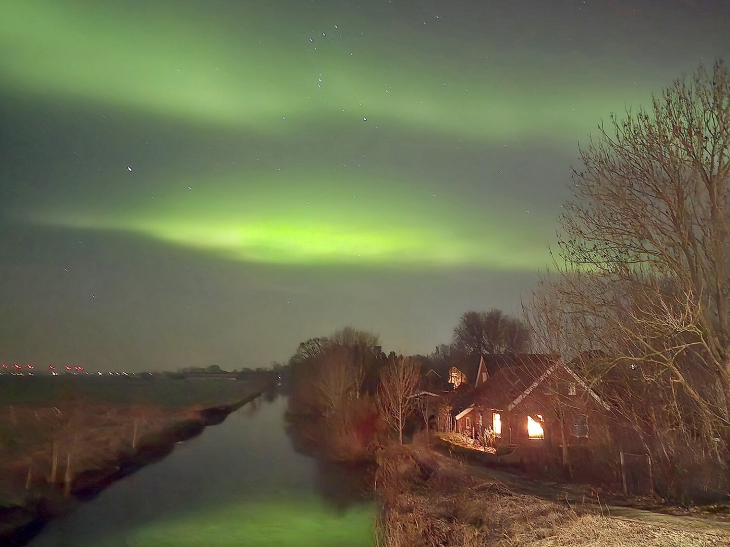 Polarlichter am Himmel über Ostfriesland - Bild 8