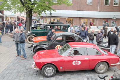 Oldtimer-Rallye machte in Leer Station - Bild 4