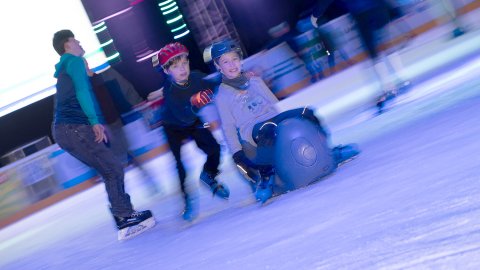 Viel los schon am ersten Eiszeit-Tag  - Bild 3