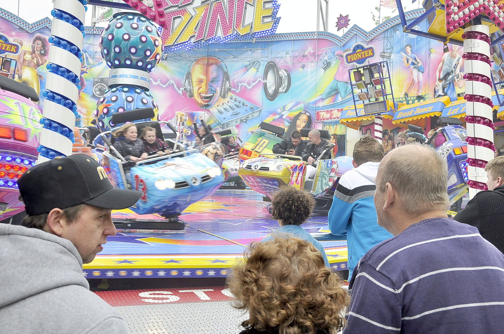 Pfingstmarkt in Bunde - Bild 1