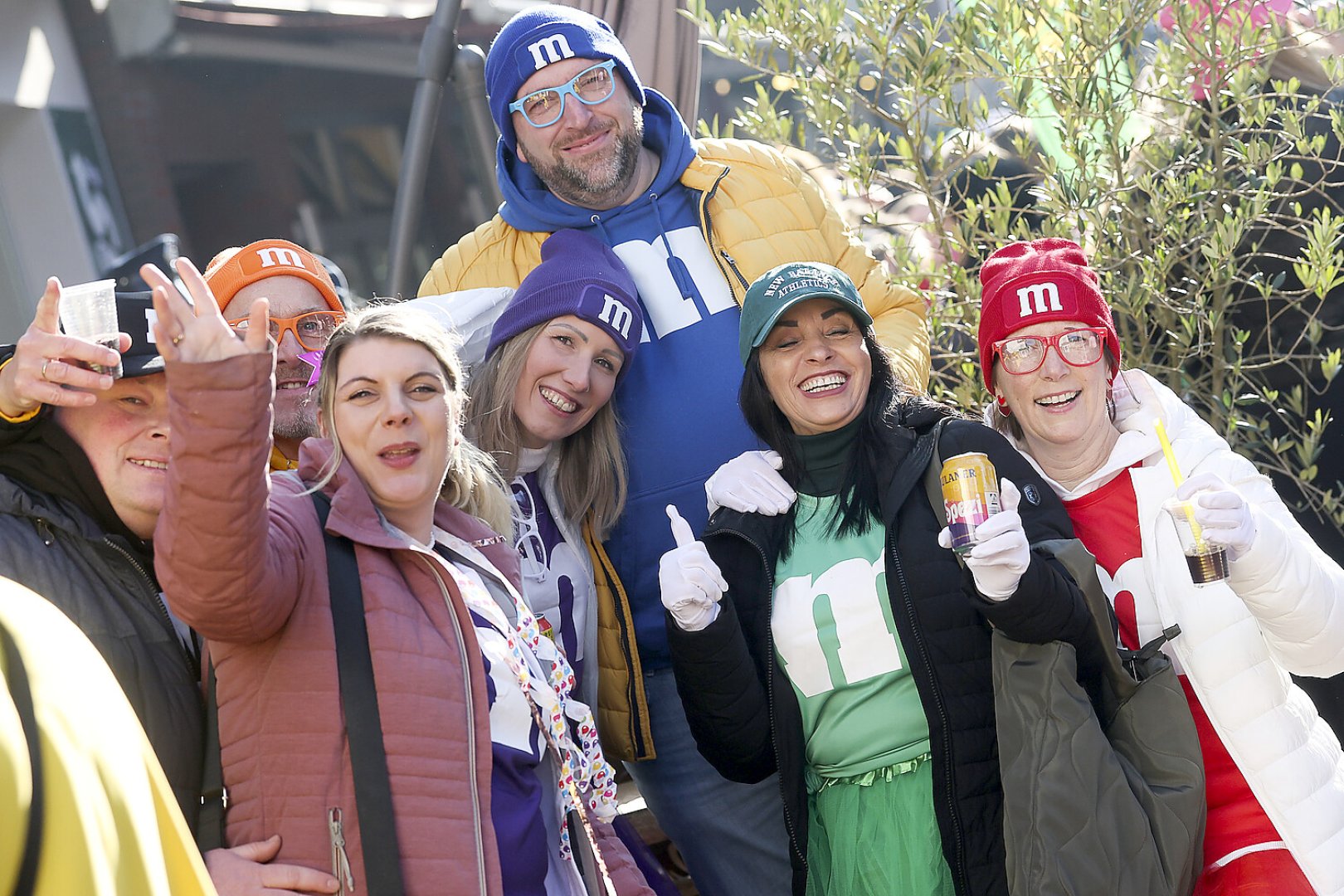 Bildergalerie Pappnasenball - Bild 9