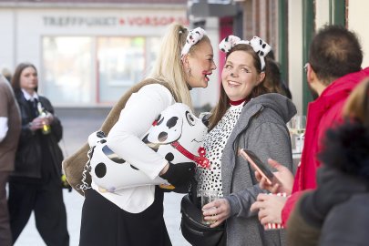 Bildergalerie Pappnasenball - Bild 56