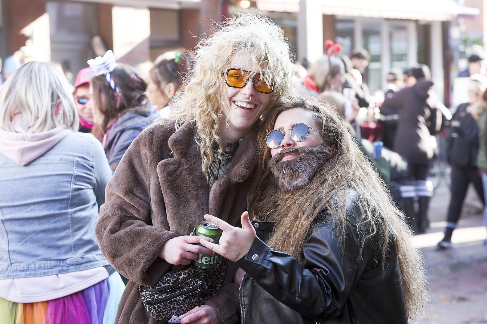 Bildergalerie Pappnasenball - Bild 61