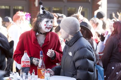 Bildergalerie Pappnasenball - Bild 62