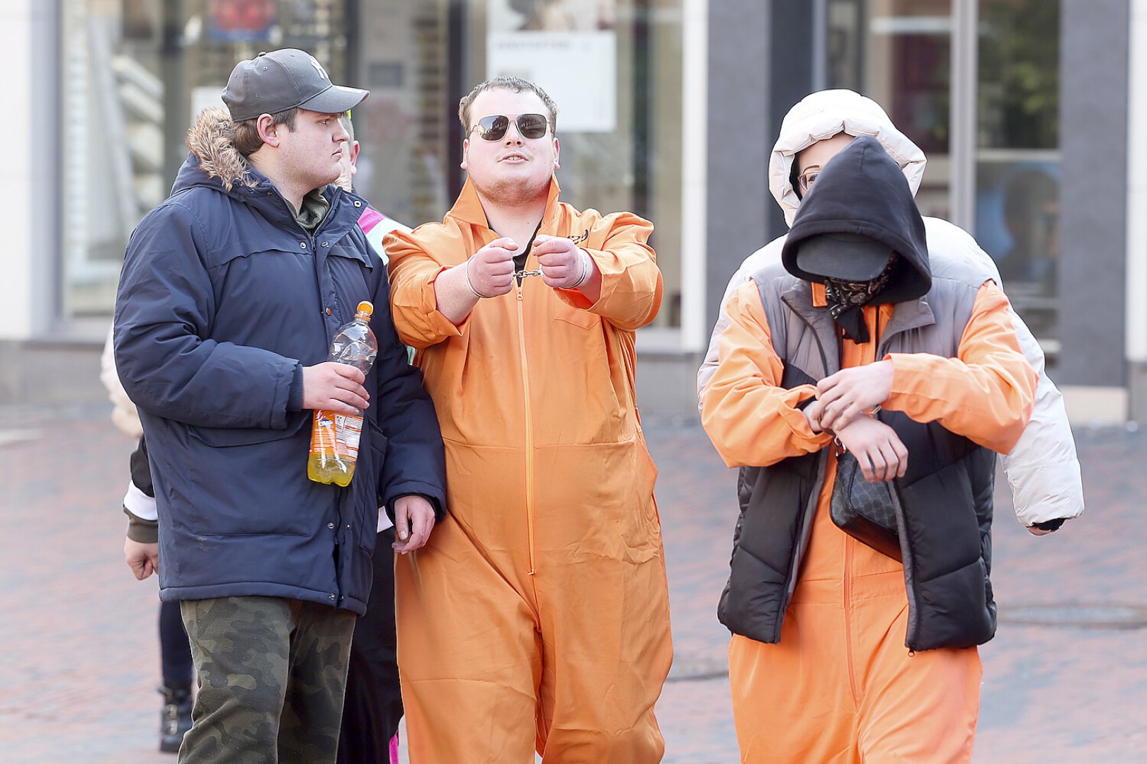 Bildergalerie Pappnasenball - Bild 73