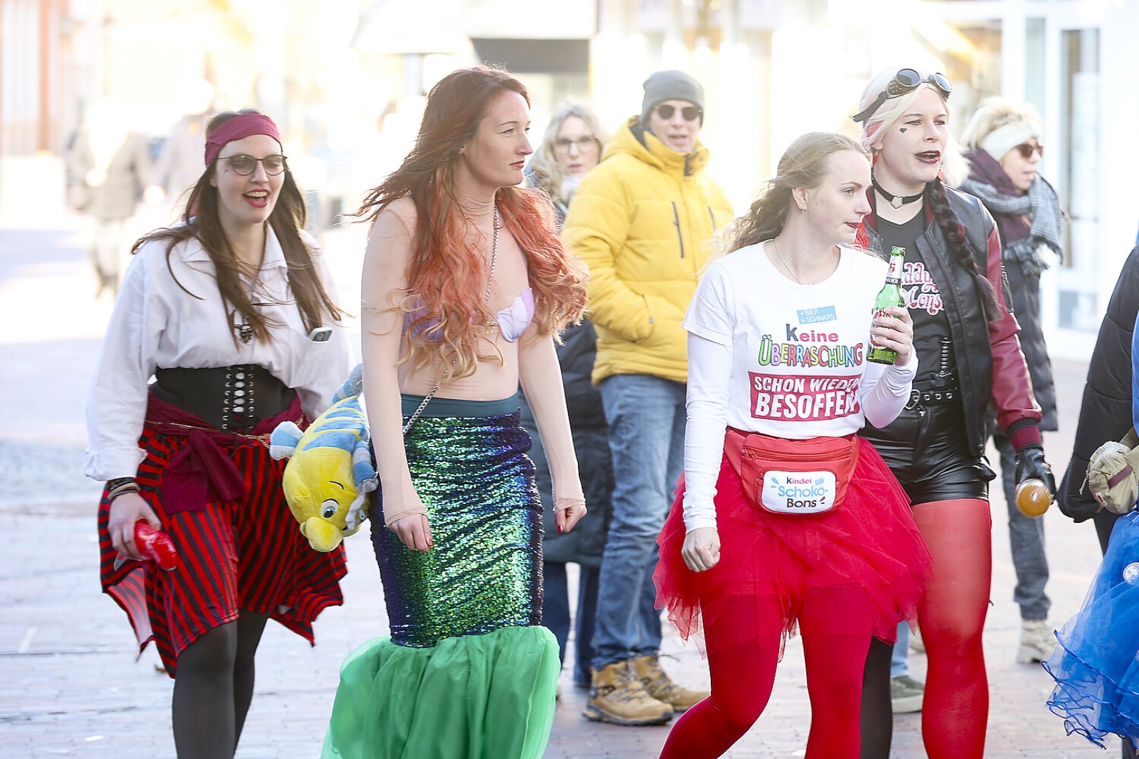 Bildergalerie Pappnasenball - Bild 75