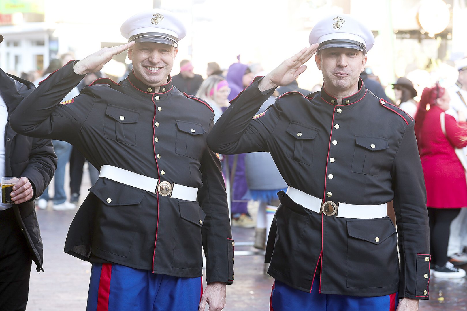 Bildergalerie Pappnasenball - Bild 79