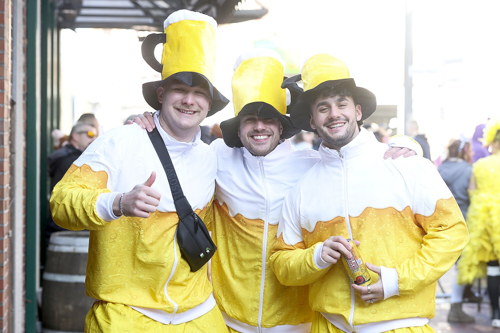 Bildergalerie Pappnasenball - Bild 85