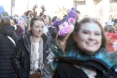 Bildergalerie Pappnasenball - Bild 90