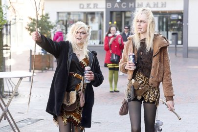 Bildergalerie Pappnasenball - Bild 94