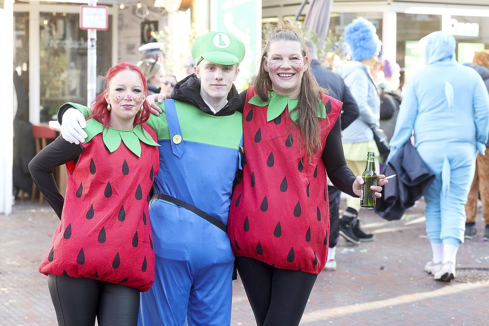 Bildergalerie Pappnasenball - Bild 104