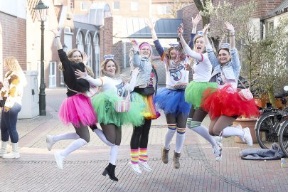 Bildergalerie Pappnasenball - Bild 107