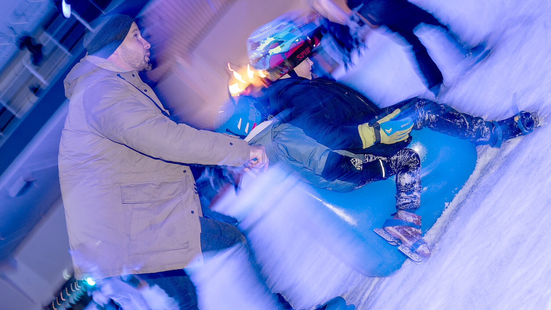 Viel los schon am ersten Eiszeit-Tag  - Bild 20