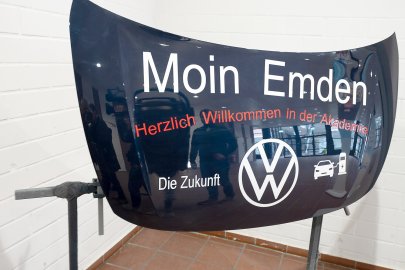 Kultusministerin besucht VW Emden - Bild 3