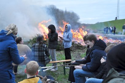Osterfeuer in Leerort - Bild 4
