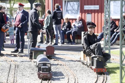 Andampfen der Emder Minibahn - Bild 4