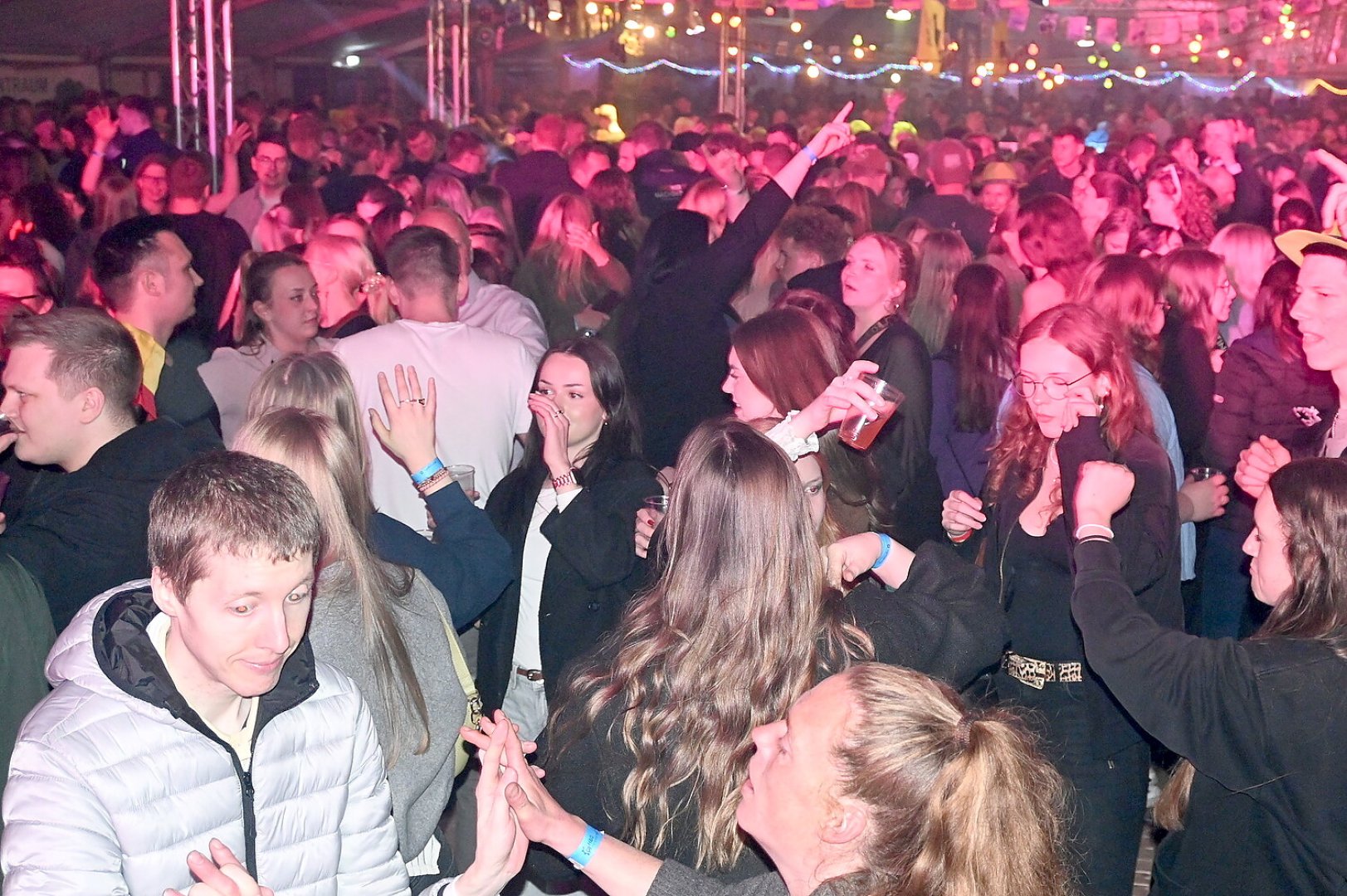 Scheunenfete in Holte - Bild 1