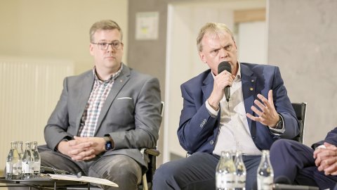 Die Bilder zur Podiumsdiskussion im Bahnstreit - Bild 3
