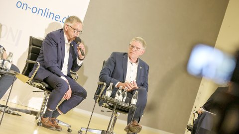 Die Bilder zur Podiumsdiskussion im Bahnstreit - Bild 4