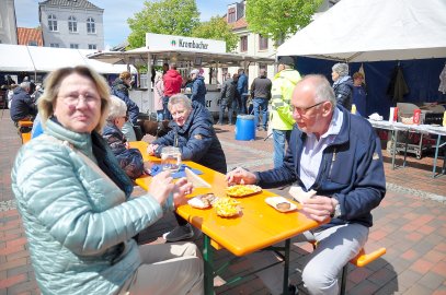 Vatertagskonzert des TMV am Hafen von Weener - Bild 4