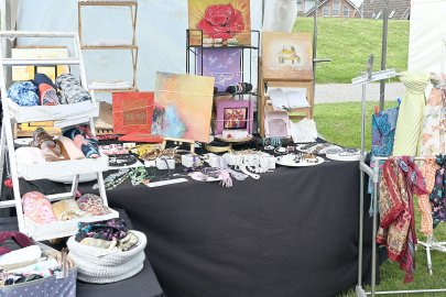 Kunsthandwerkermarkt in Greetsiel - Bild 3