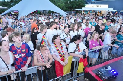Die Bilder vom Public Viewing in Leer - Bild 4
