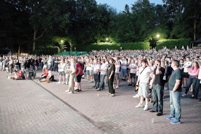 Public Viewing in Wiesmoor - Bild 4