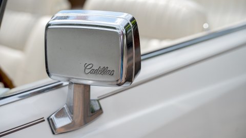 Amerikanische Oldtimer in Großefehn - Bild 2