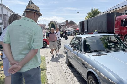 So schön waren die Oldtimer in Rhauderfehn - Bild 3
