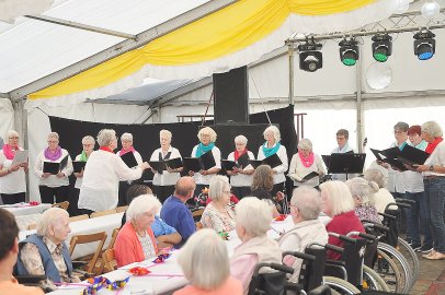 Der Sonntag auf dem Müggenmarkt in Jemgum - Bild 2