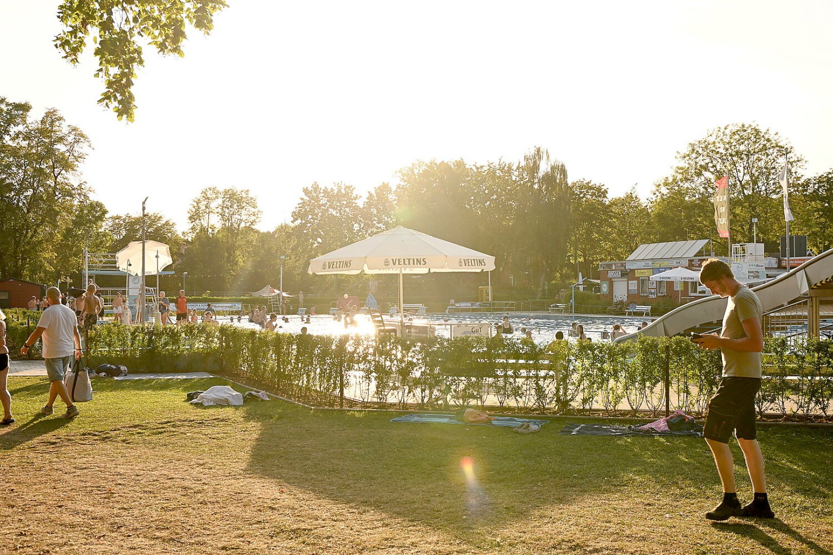 Mitternachtsschwimmen im Van Ameren Bad - Bild 4