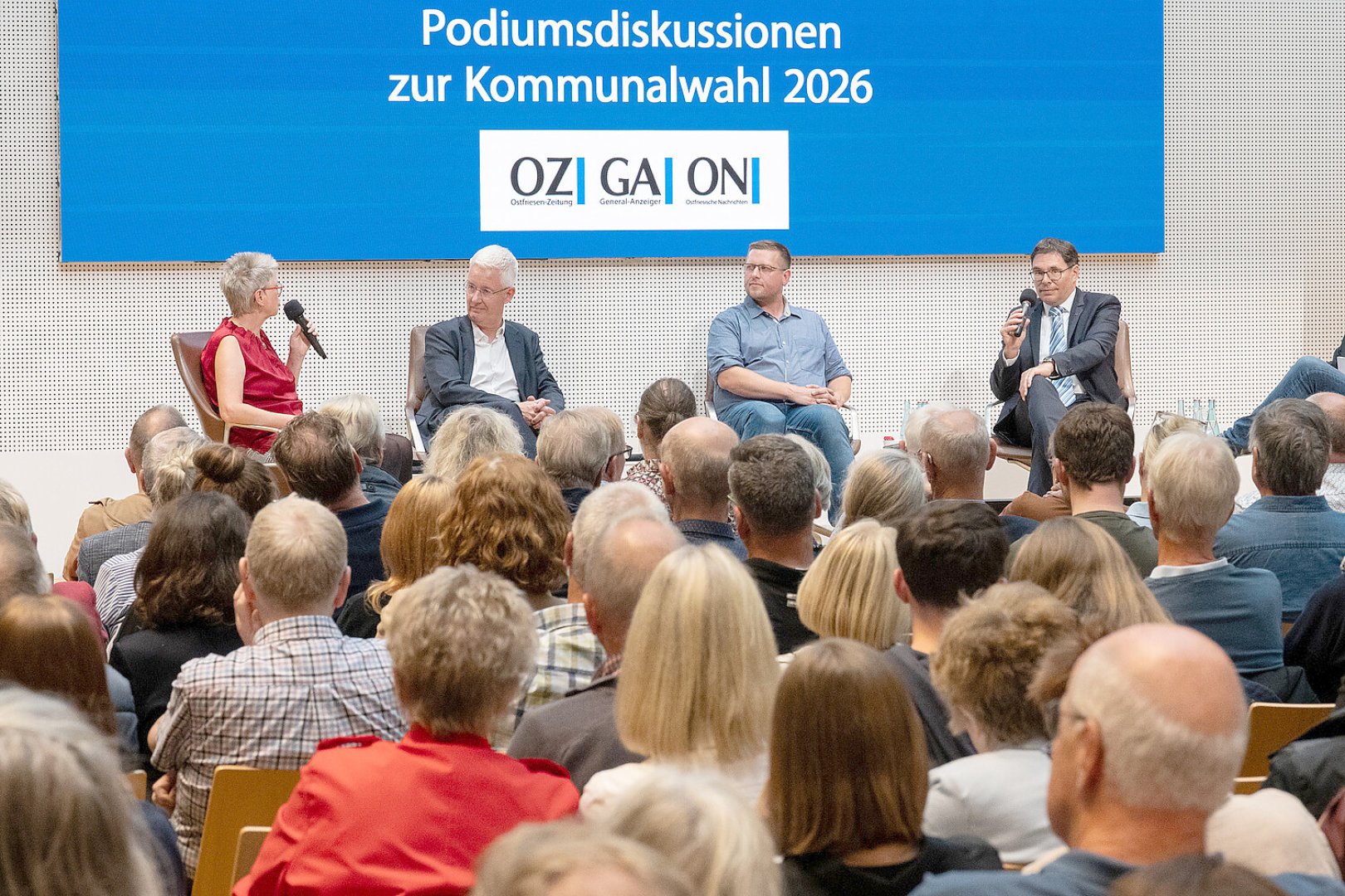 So erlebte Leer das Wahlforum mit Groote, Bade und Völker - Die Bilder des Abends - Bild 1