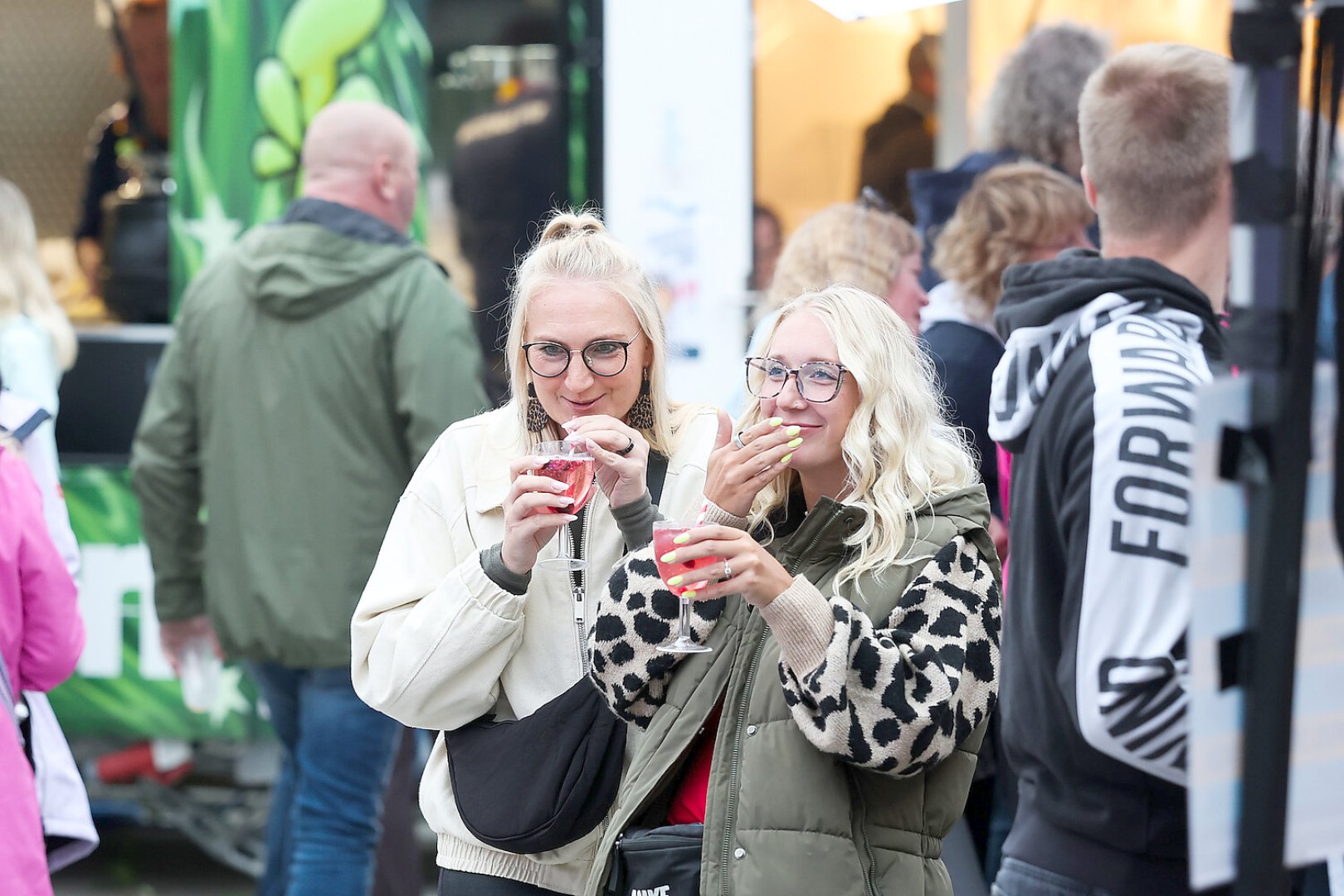 Sommerfest im Freibad Borssum - Bild 1