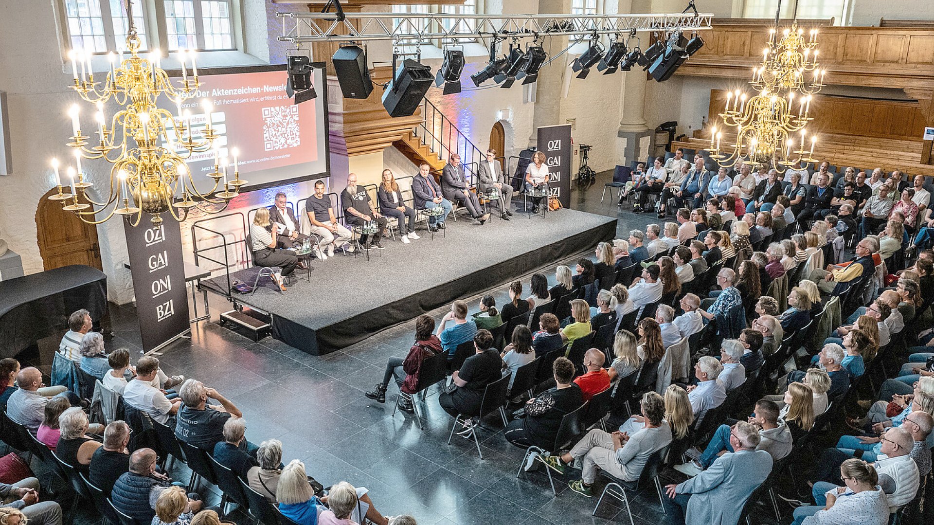 Impressionen von der Podiumsdiskussion - Bild 1
