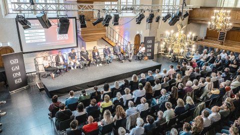 Impressionen von der Podiumsdiskussion - Bild 3